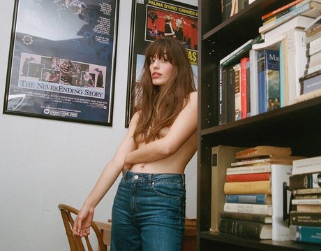 Louise Follain pornstar perfect picture