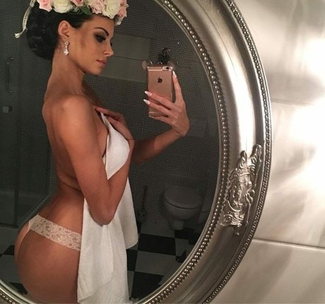 Justyna Gradek pornstar nudes gallery