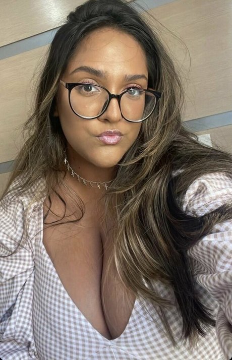 Sofia Mendonca nude actress pictures