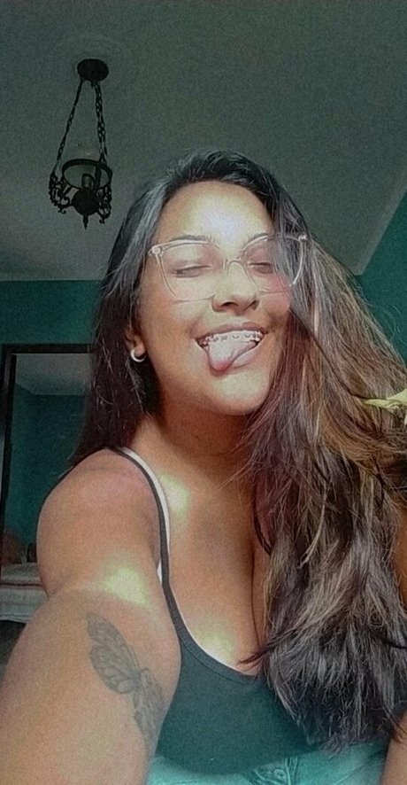 Sofia Mendonca model sexy galleries