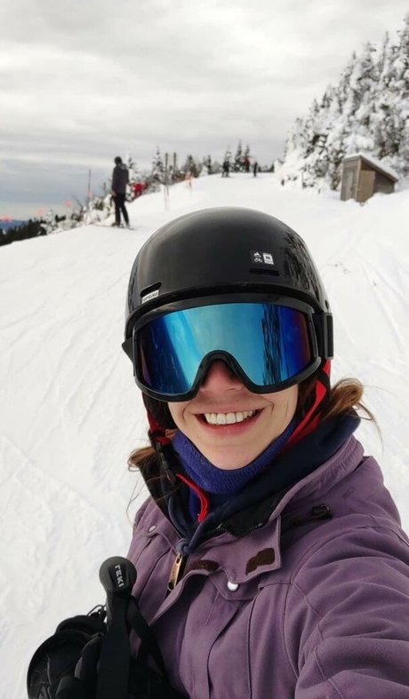 Myraxxxx star nude photos