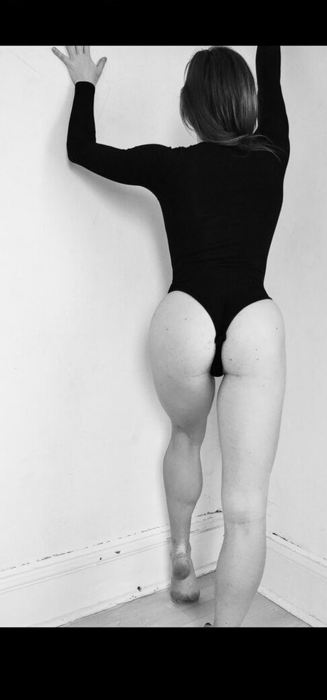 Myraxxxx xxx model picture