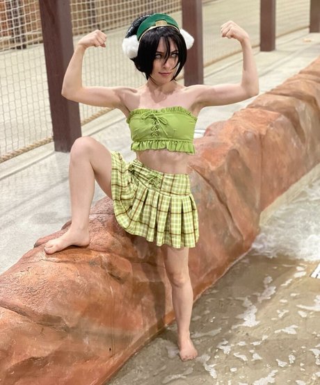 Aara Lee model nude galleries