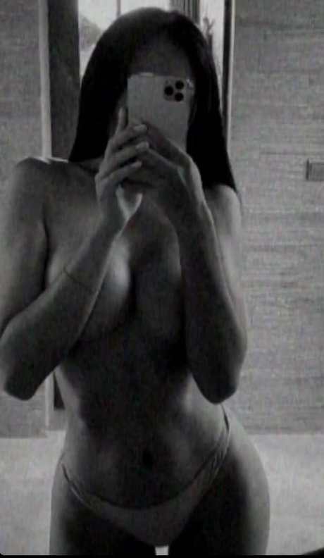 Tzouma Mym adult star img