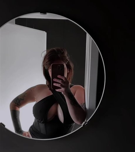 Yvimustang model hot galleries