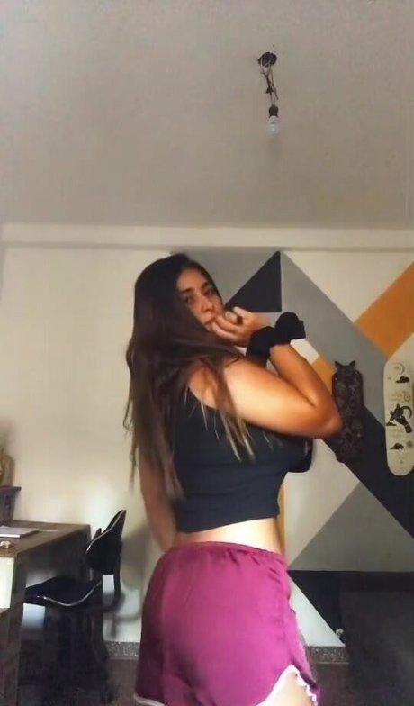 Meredithblake model hd pictures