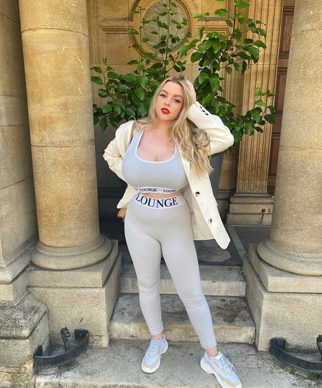 Amber R Brightman star free pics