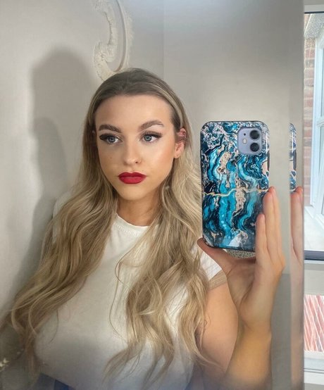 Amber R Brightman sex actress pictures