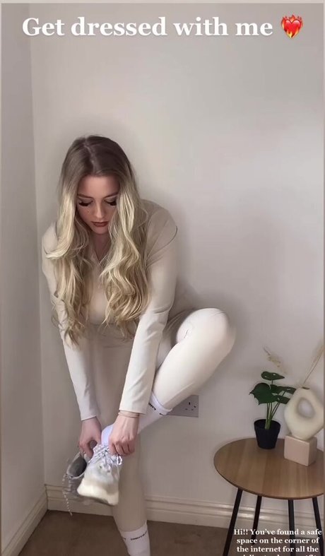 Amber R Brightman art actress pics