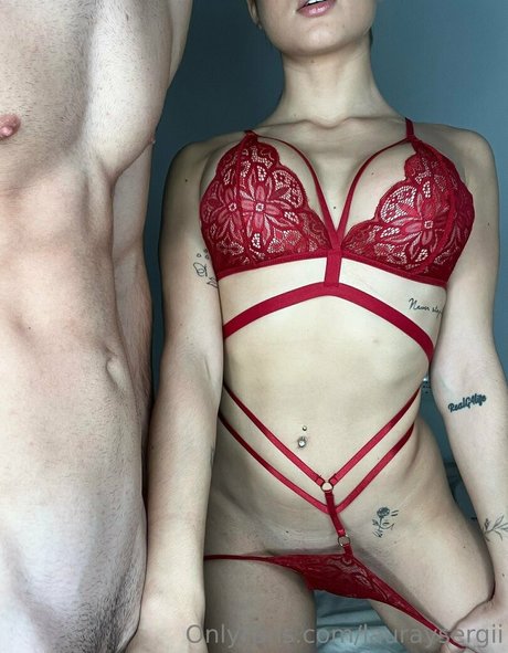 Lauraysergii model pretty pics