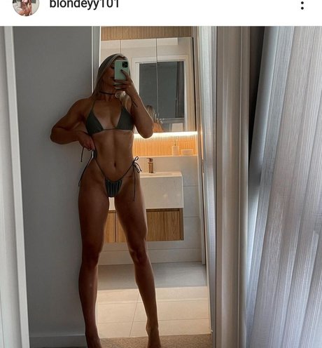 Blondeyy101 star beautiful galleries