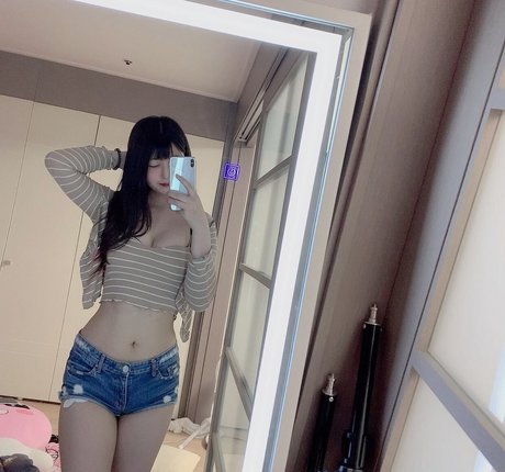 azuan2001 xxx pornstar picture