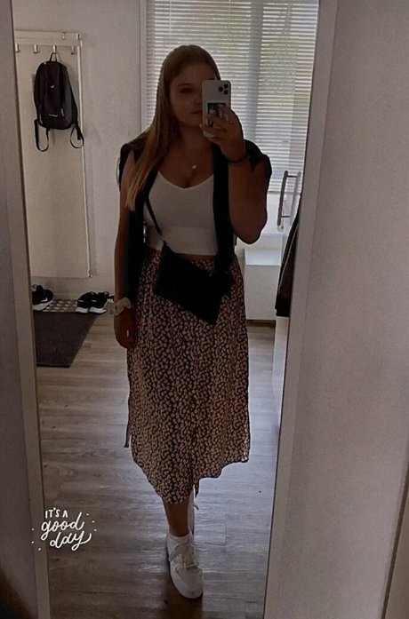 trimmed onlyfans hot sexy photos