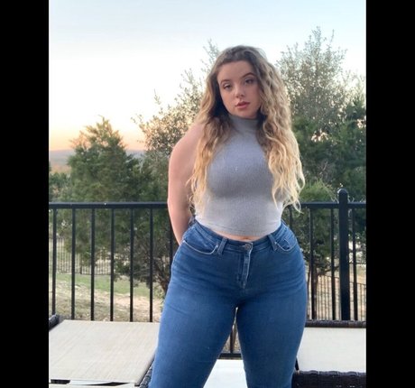 justkotajade top model photos