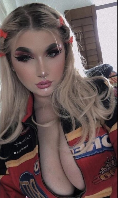 Sophie C model naked gallery