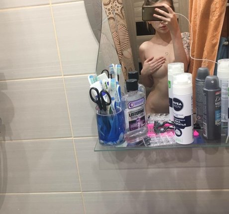 old lady onlyfans hot pictures