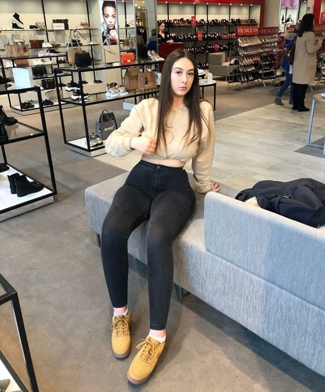 beach blowjob onlyfans hot porn photos