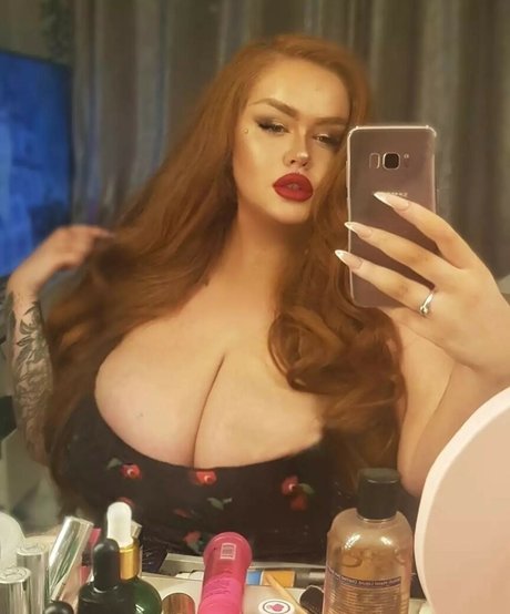 blonde secretary onlyfans beautiful pic