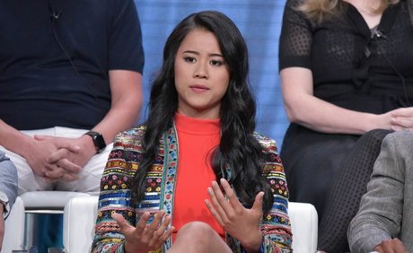 Leah Lewis star perfect picture