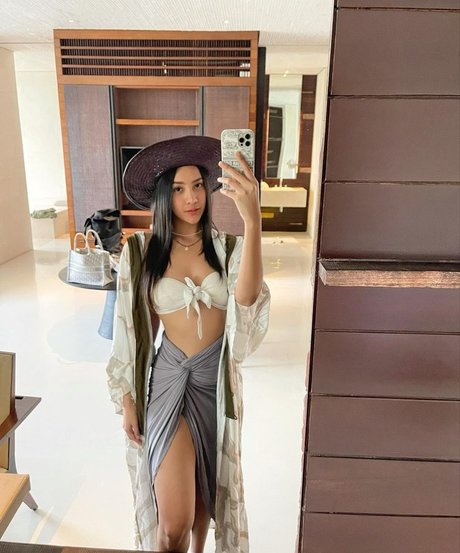 Anya Geraldine pornstar naked images