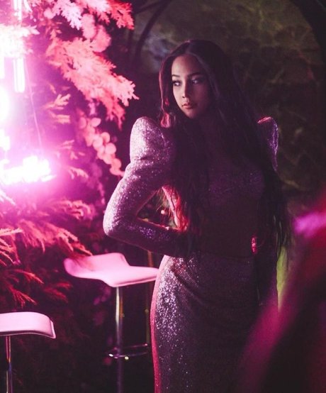 Anya Geraldine star beautiful galleries