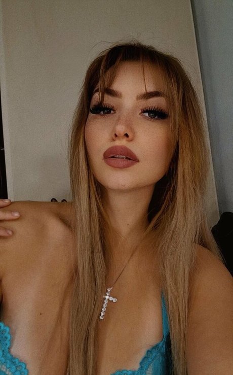 Stassia petsou perfect pornstar photos