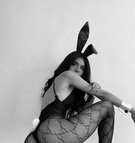 daaisygz high quality actress pics