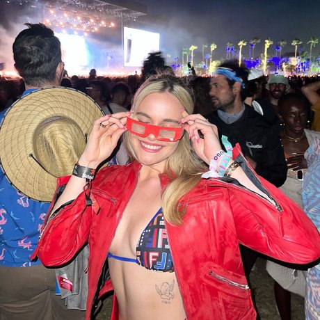 Holly Ramsay art star image