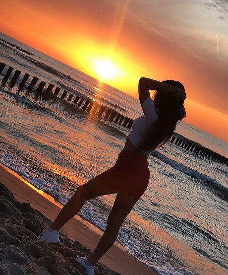 Pamela Borek porn model gallery