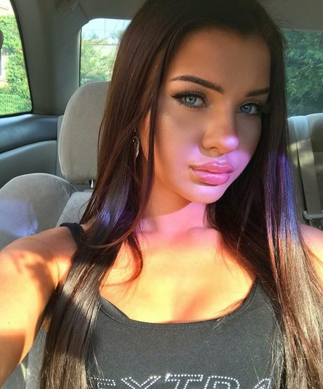 Pamela Borek pornstar nice photos