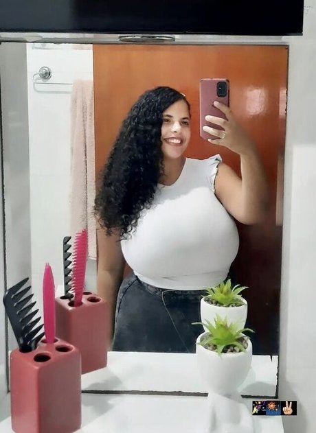 Mayla Coimbra model nice photos