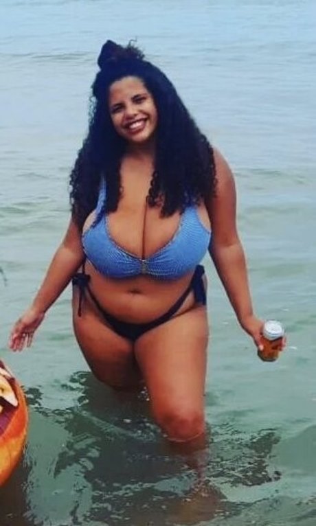 Mayla Coimbra free pornstar photos