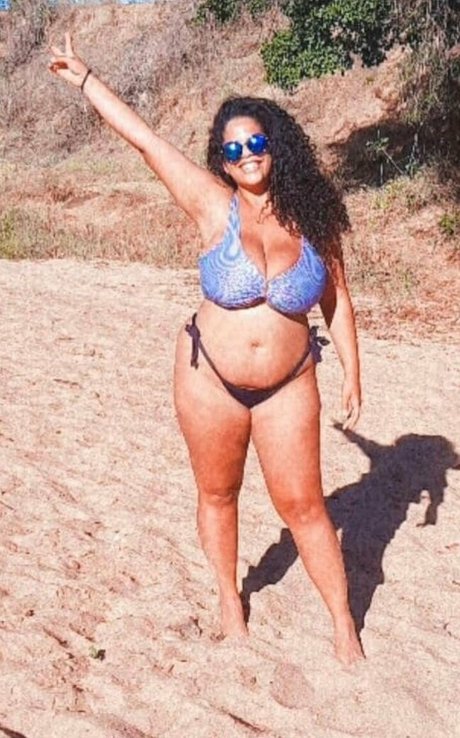 Mayla Coimbra model perfect photo