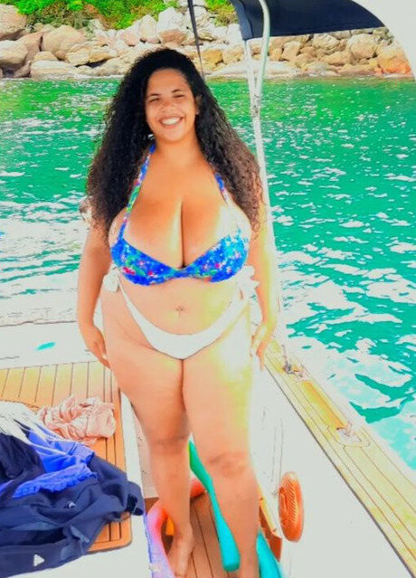 Mayla Coimbra exclusive model photo