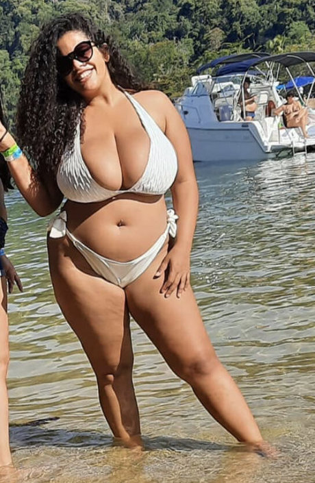 Mayla Coimbra nice star image