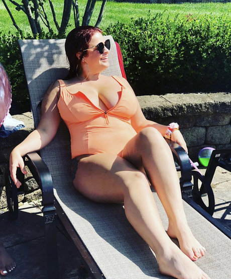 Katie LaRowe high quality actress img