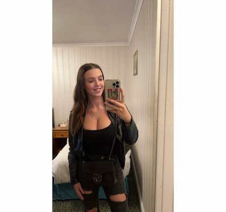 Chelsea Rowlinson model nice gallery