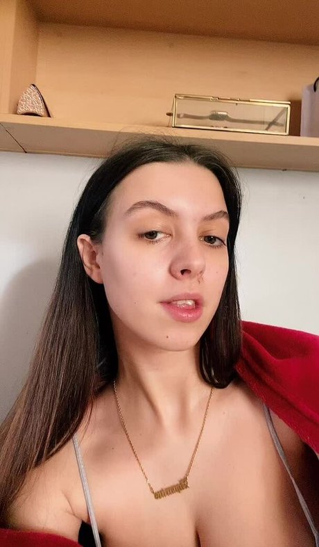 Chelsea Rowlinson sexy model picture