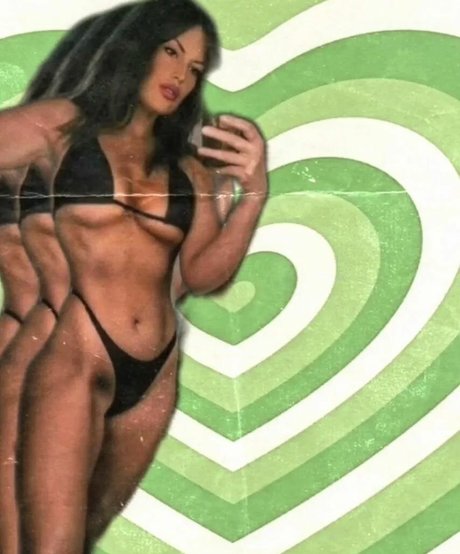 Vicki Walker art model pics