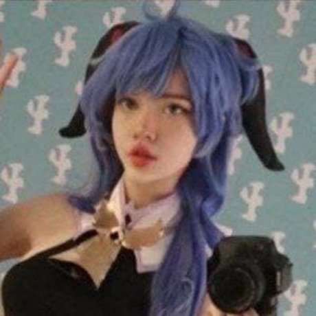 meladinha nudes actress pic