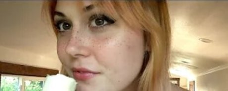 Azie Bug ASMR pornographic star pictures