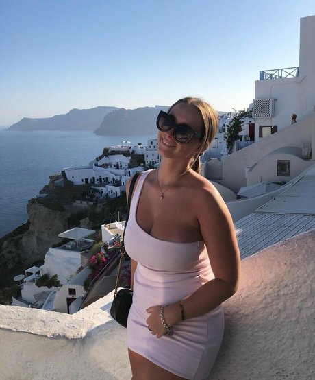 Alex Andrews pornstar beautiful photos