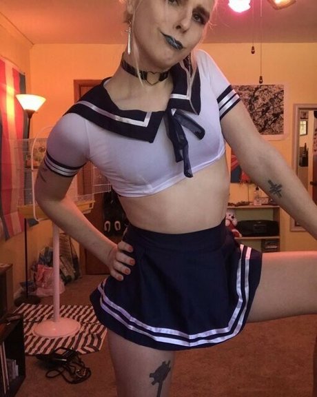 Aliss Disaster pornographic model picture