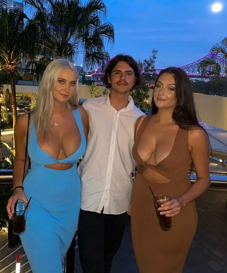 Aimee Slayme model art gallery