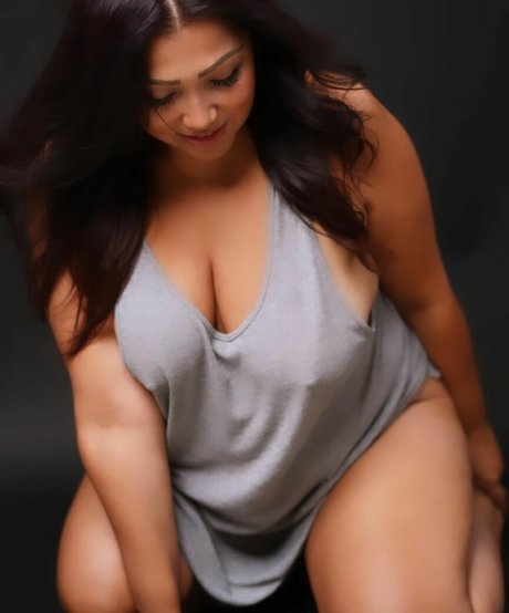 Aziastar beautiful actress archive