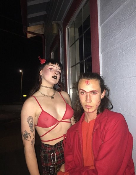 gothbimboxxx model perfect photo