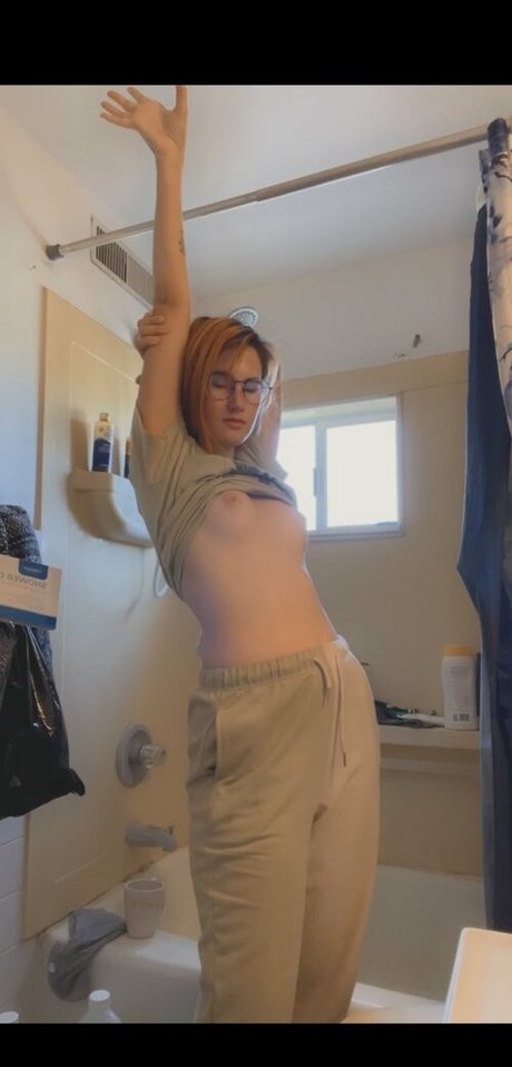 Nicole Shelby star free pic