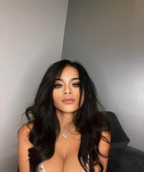 littlesassha xx pornstar adult picture