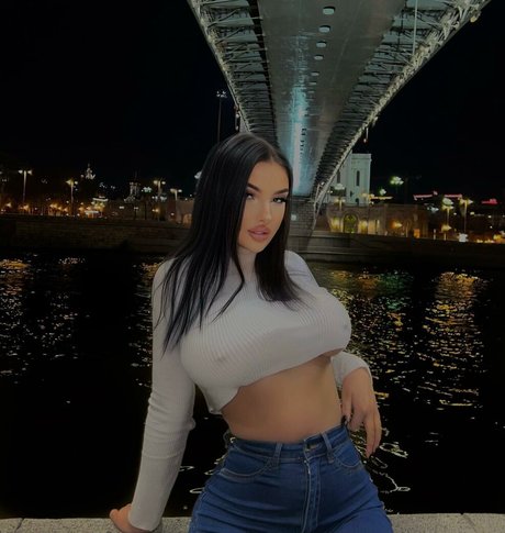 vlasyaxx adult model pics