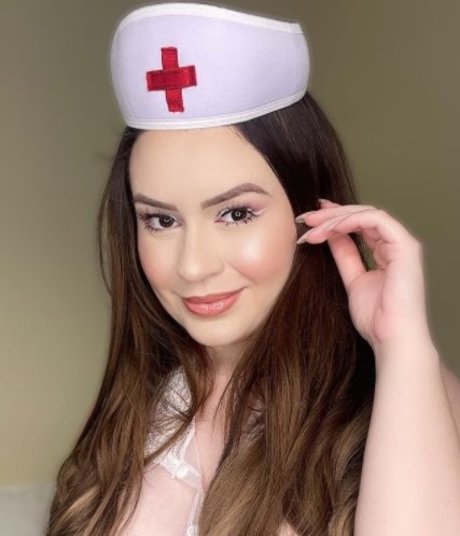 Fabricia Freitas pornstar nude pictures